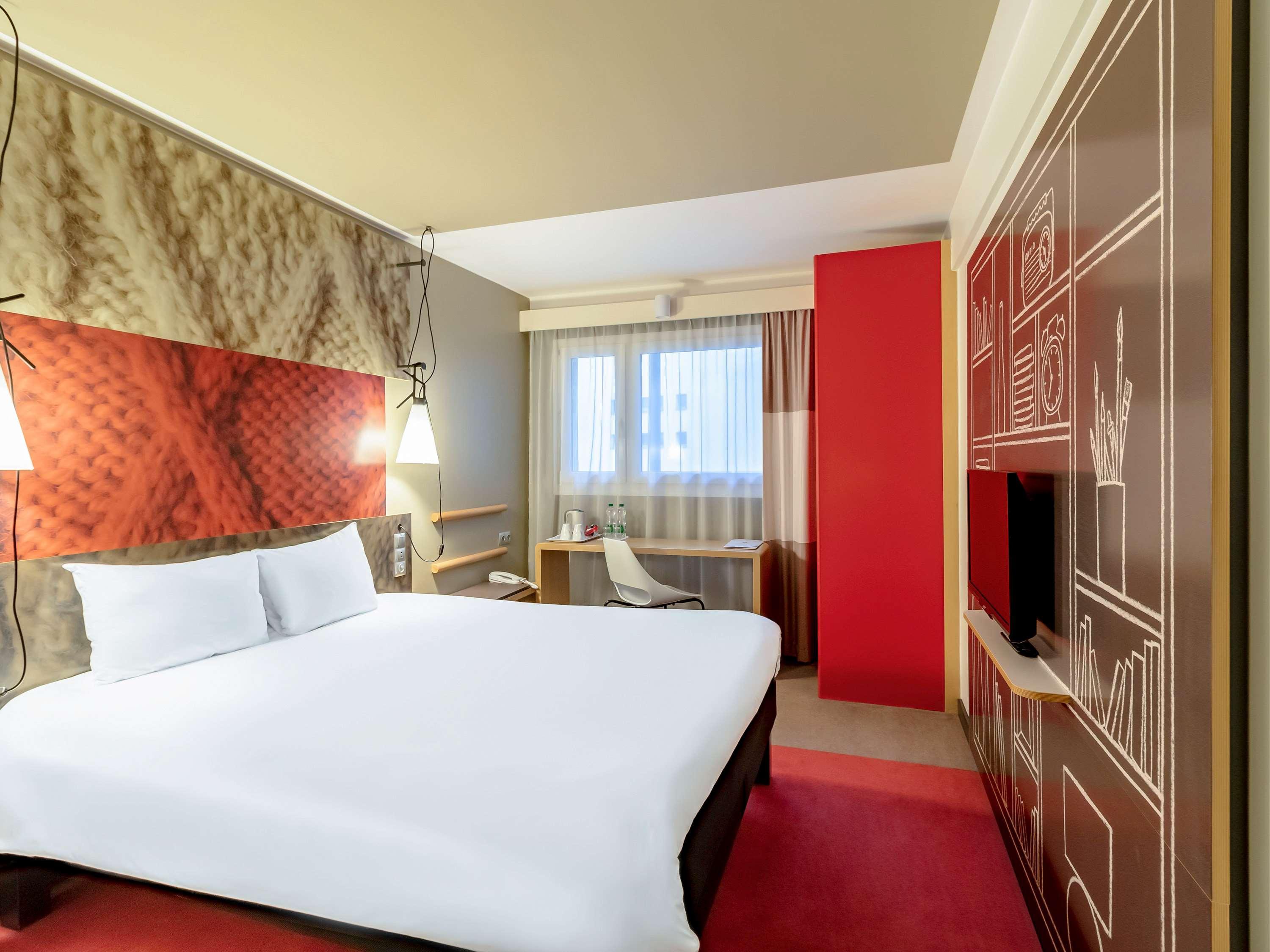 Ibis Warszawa Centrum Hotel Ngoại thất bức ảnh